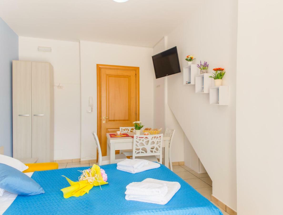 Casa Vacanze Dei Bacini Порто-Чезарео Экстерьер фото